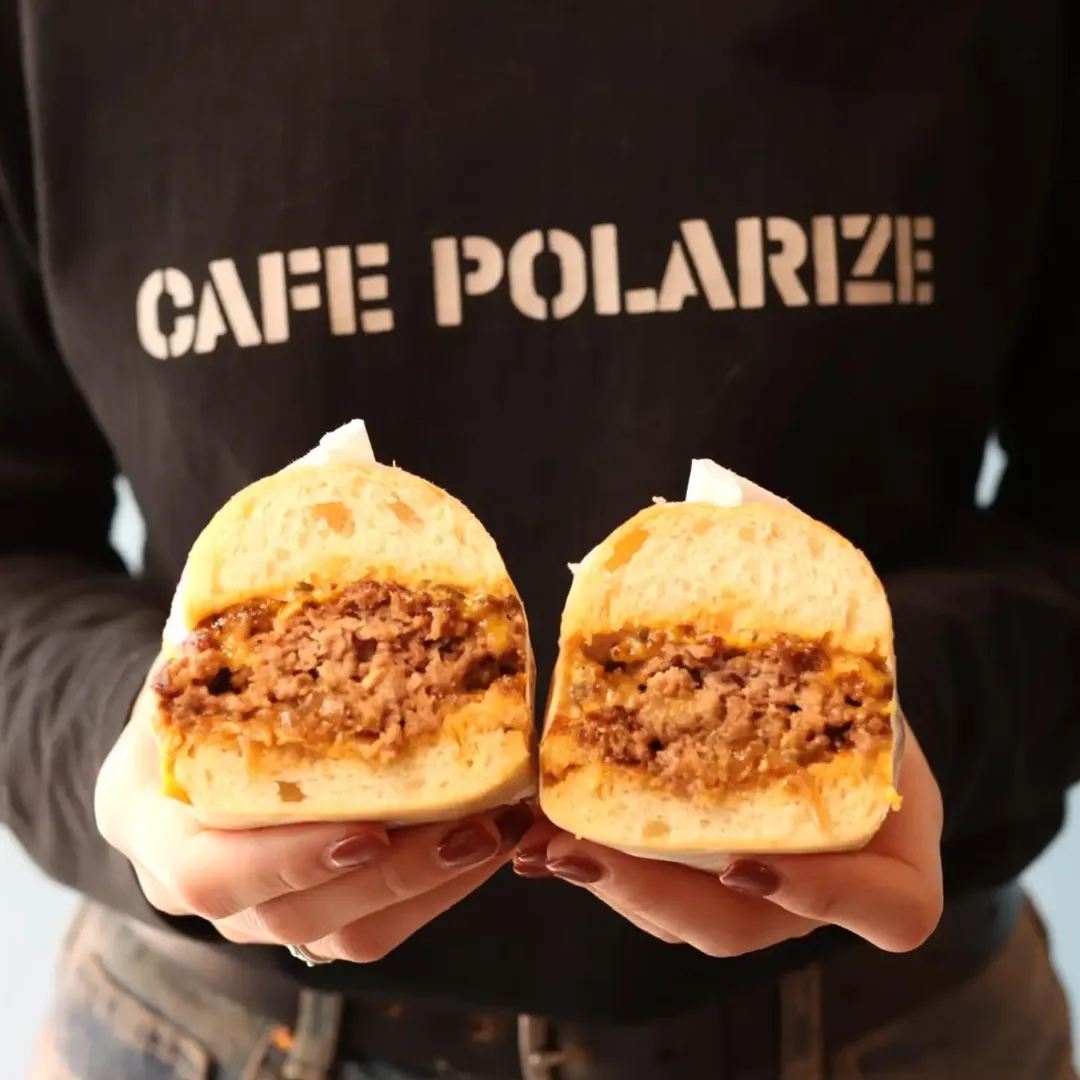 CAFE POLARIZE — photo 1