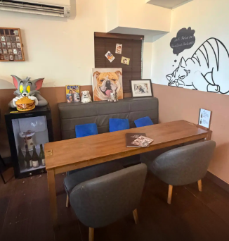 Relax B&M Cafe photo 5