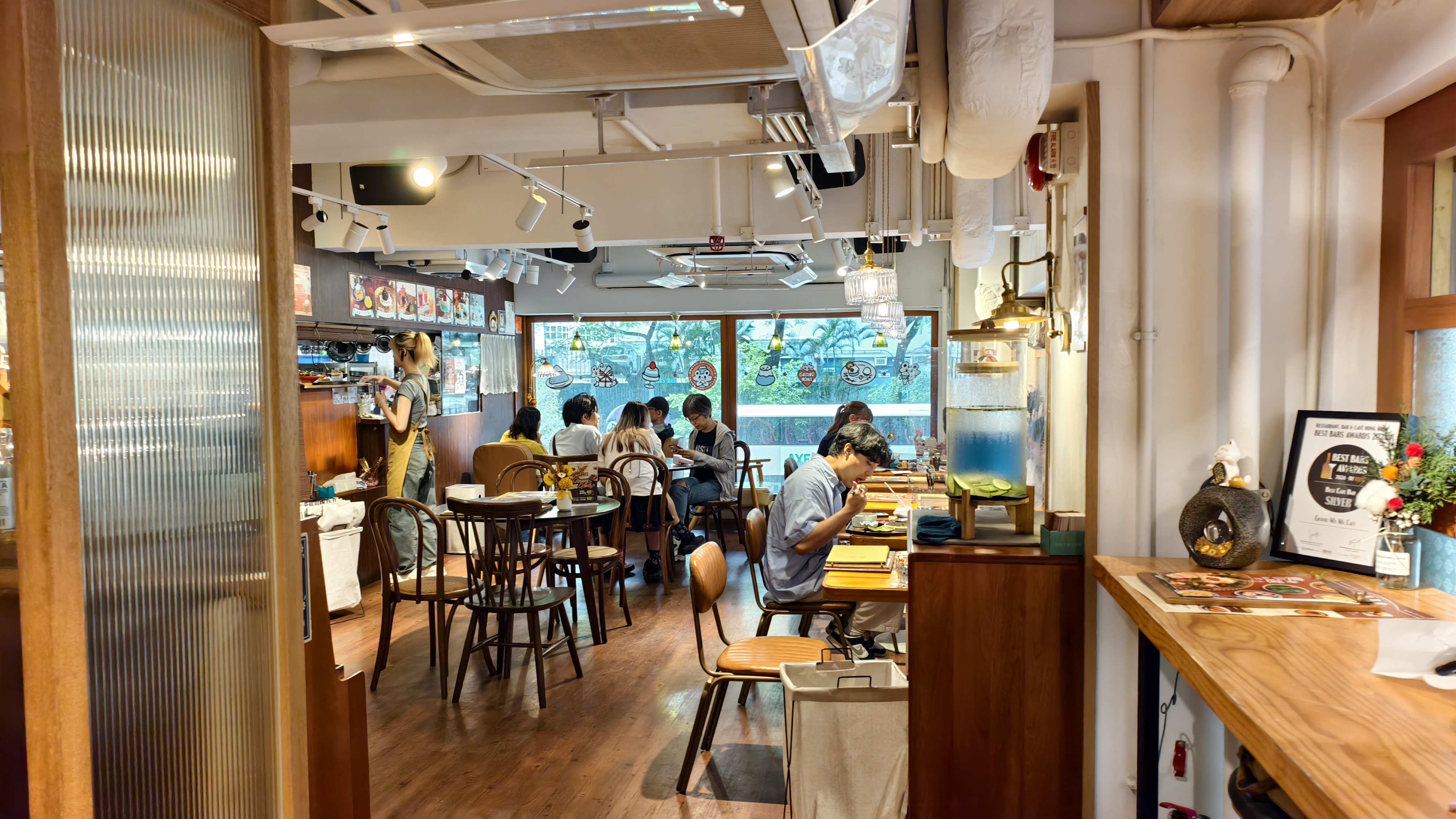 GRANDMAMA CAFE — photo 2