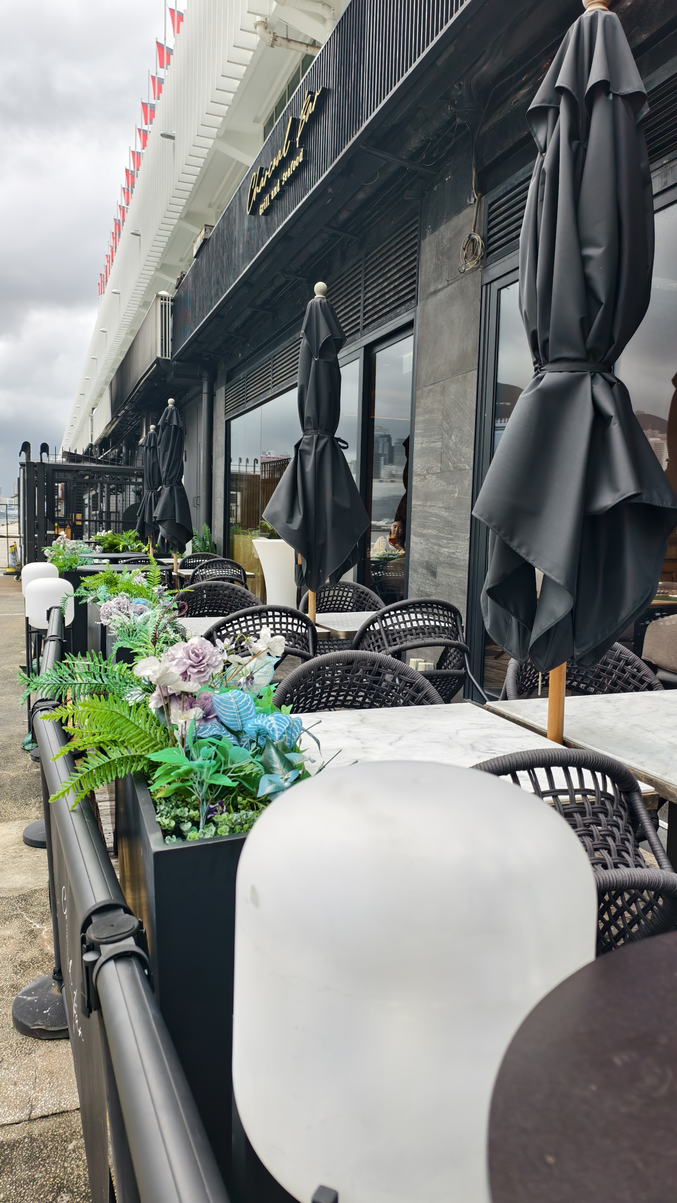Charcoal Bar — photo 6