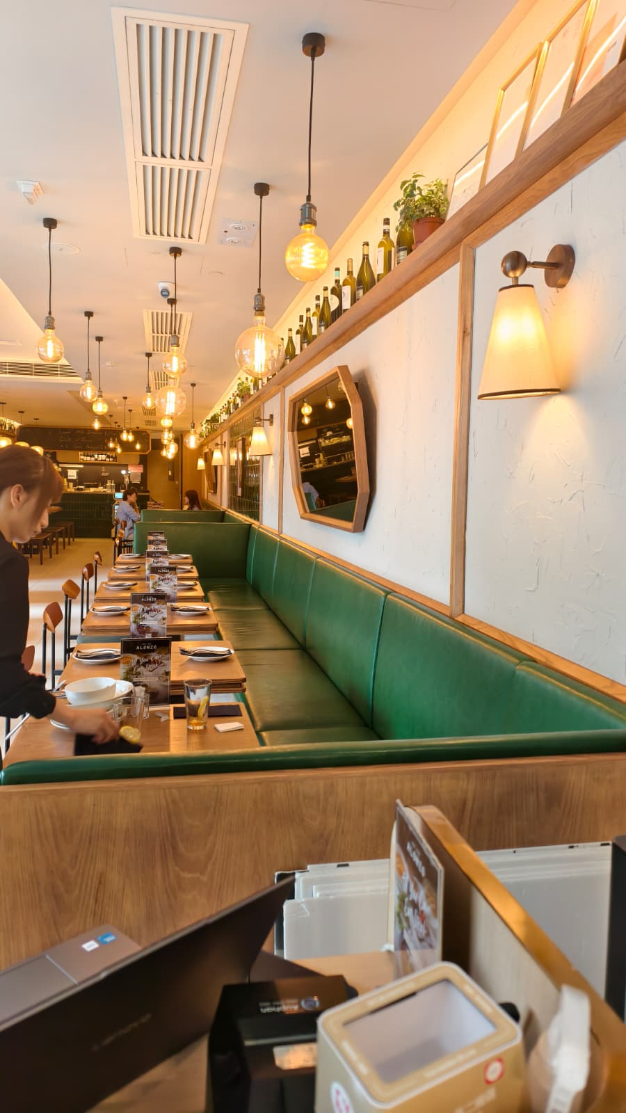 Ask For Alonzo (Sha Tin) — photo 3